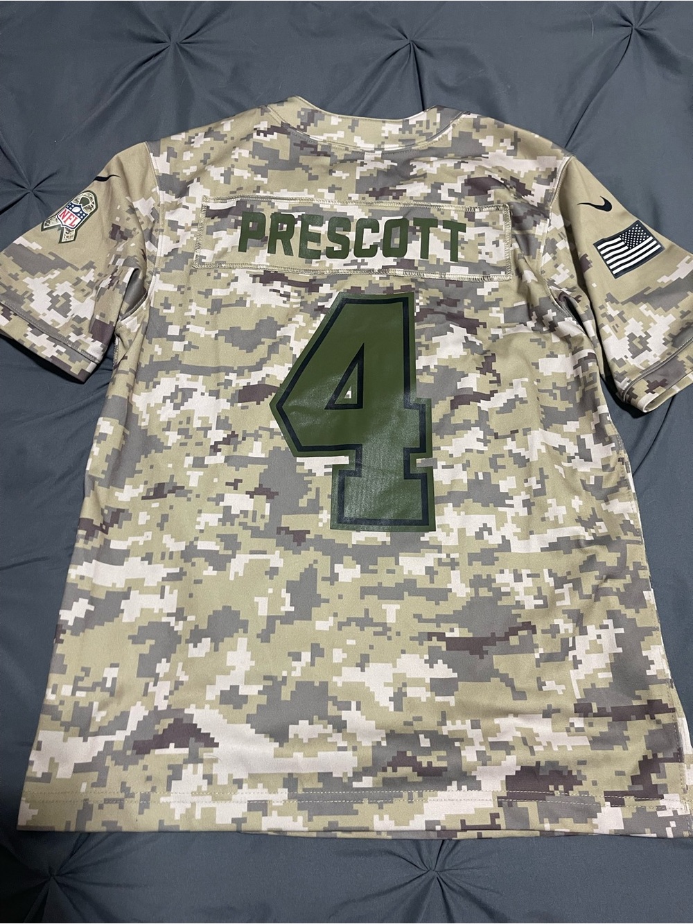 Nike Dak Prescott #4 Camo girls Jersey - Olive/Beige EUC LIKE NEW